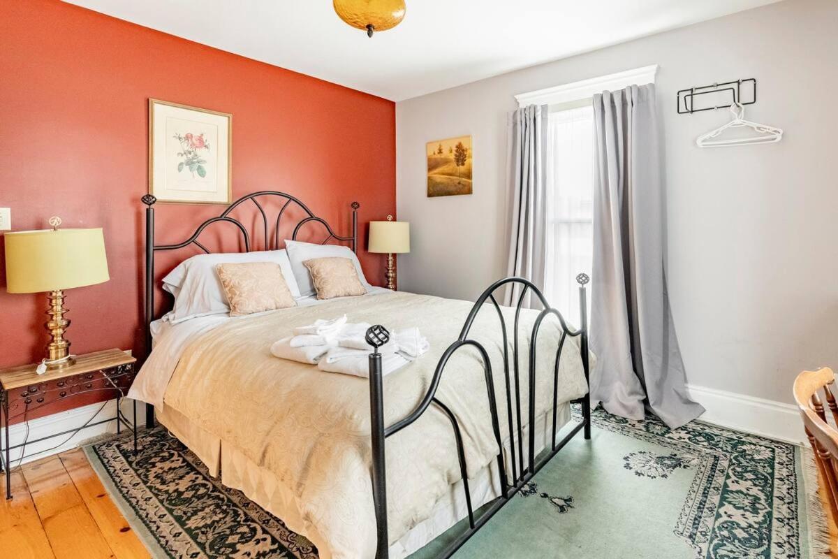 Ye Olde Walkerville Bed & Breakfast Windsor Buitenkant foto