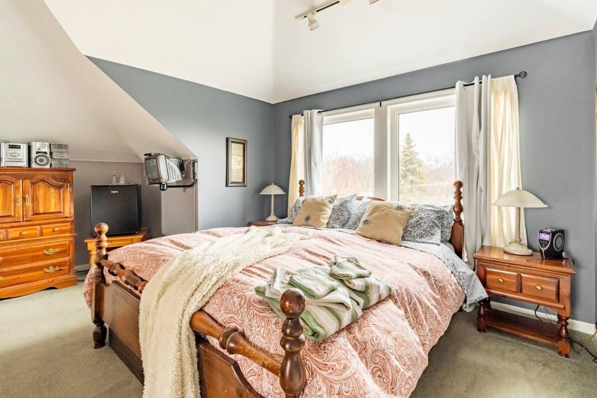 Ye Olde Walkerville Bed & Breakfast Windsor Buitenkant foto