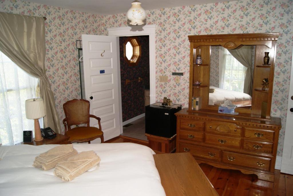 Ye Olde Walkerville Bed & Breakfast Windsor Buitenkant foto